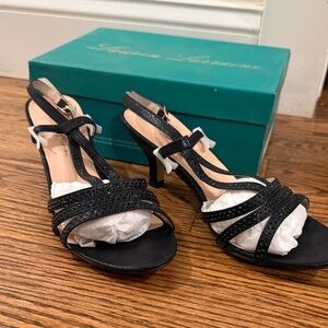 Lauren Lorraine “Connie” shoe size 5